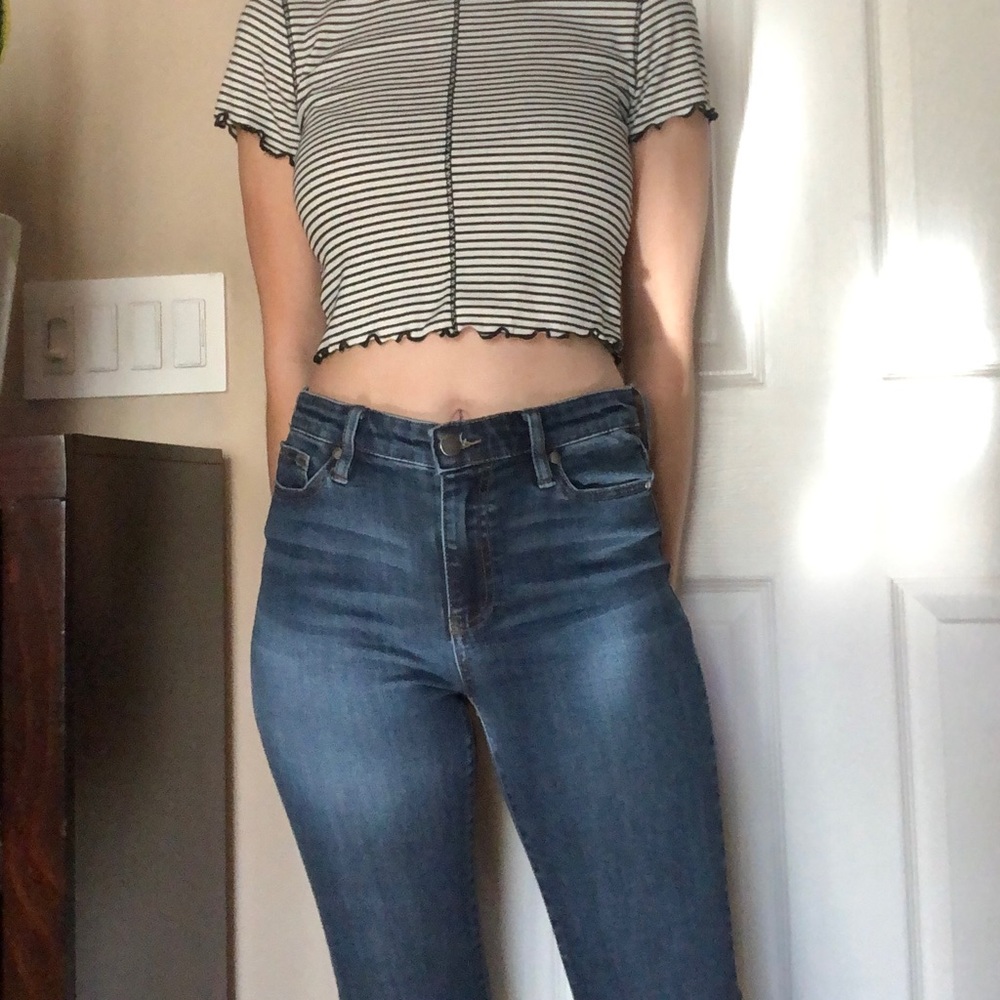 High rise stretchy skinny jeans